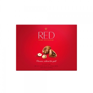 RED - výborná mléčná bonboniéra s oříškovou náplní se sníženým obsahem kalorií, bez přidaného cukru 132g